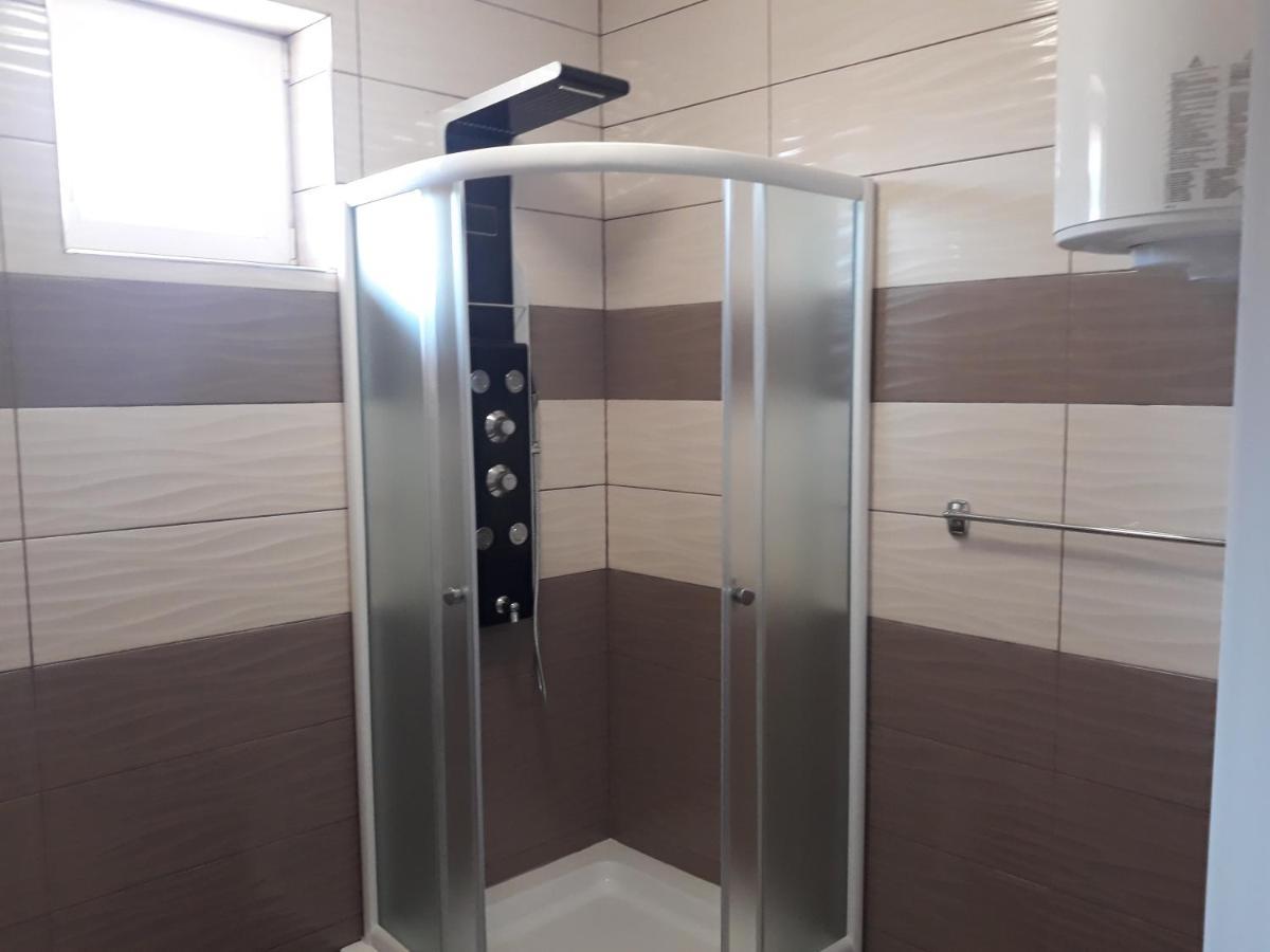 Andi Apartman Pacir Exterior photo